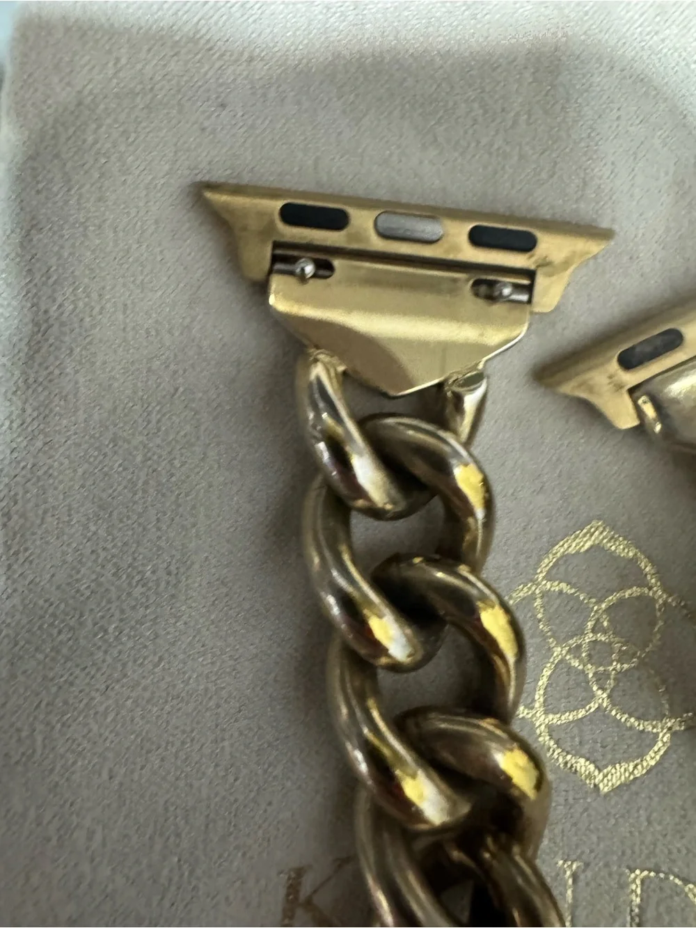 Kendra Scott Gold-Tone Chunky Chain Apple Watch Band Adapter